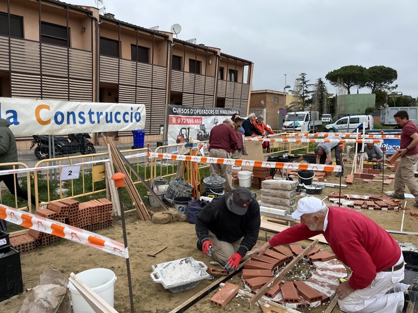 24 participants en el 25è concurs de paletes de Campllong